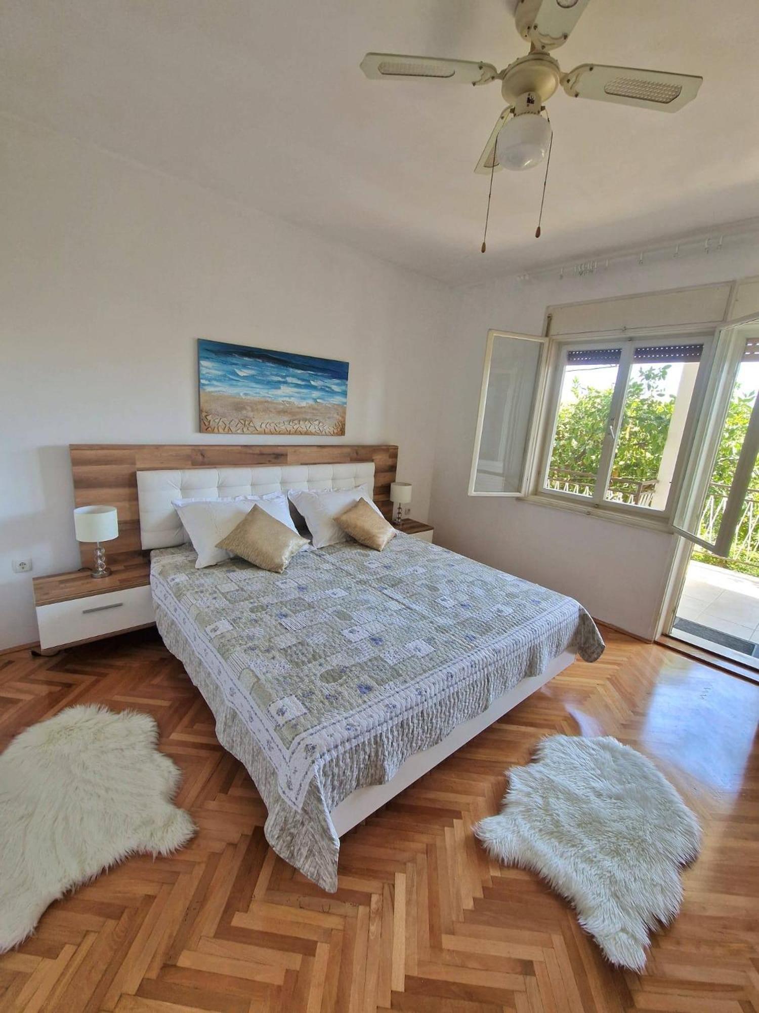 Apartments By The Sea Seget Donji, Trogir - 2029 Kültér fotó
